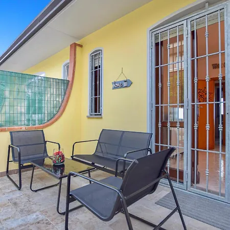 Beautiful Home In Bargecchia With Lake View Corsanico-Bargecchia Esterno foto